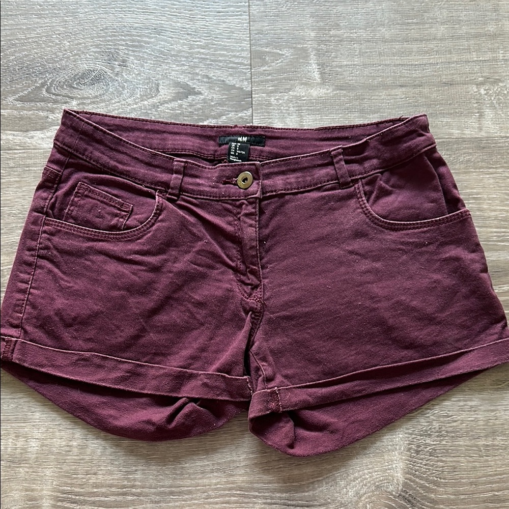 H&M Maroon Jean Shorts Casual Style